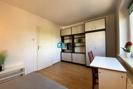 TRZY POKOJOWE 60 m2 - DLA STUDENTÓW- całość 1650zł! - Фото 4