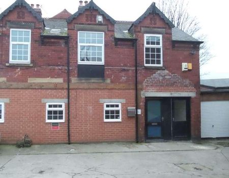 St Michaels Terrace, Headingley, LS6 - Photo 5