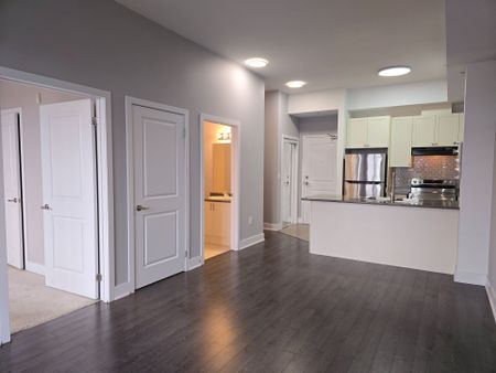 For Lease - 5020 Corporate Drive Unit# 409, Burlington, Ontario - Photo 4