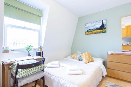 Studio to rent - Photo 2