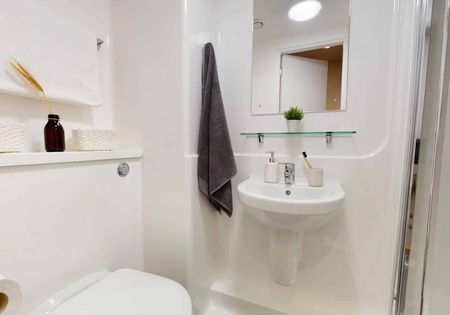 Diamond En Suite - Photo 5
