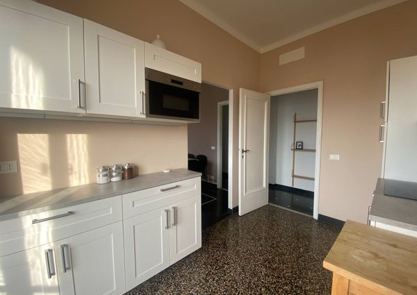 Appartamento in affitto - Castelletto (Genova)