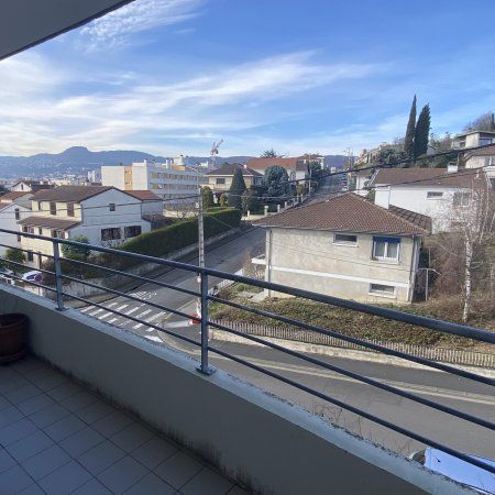 Location / Appartement T3 - Photo 2