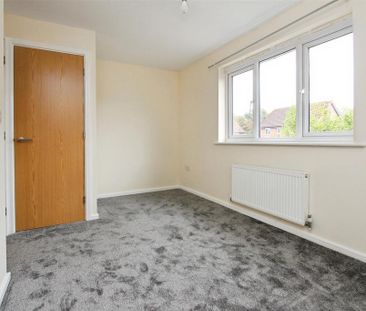 2 bedroom end of terrace house to rent - Photo 1