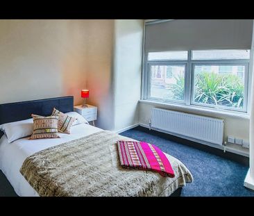 1 Bed Flat, Landseer Avenue, LS13 - Photo 3