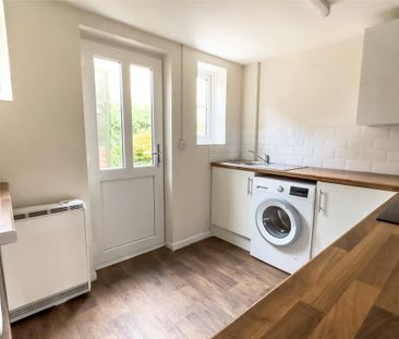 2 bedroom terraced house to rent - Photo 6