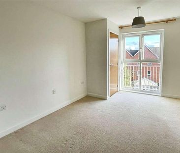 Avenel Way, Poole, BH15 - Photo 2