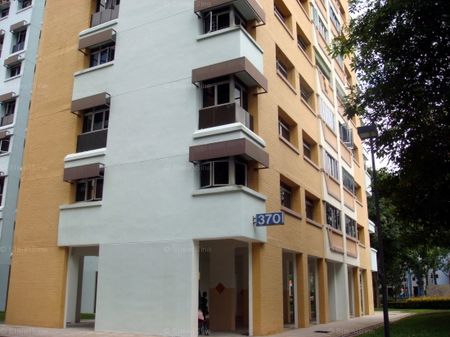 Blk 370 Woodlands Avenue 1 (Woodlands), HDB 5 Rooms - For Rent - Photo 4