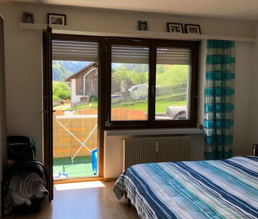 Helle, grosse 3.5 Zimmerwohnung mit wunderschöner Aussicht - Foto 3