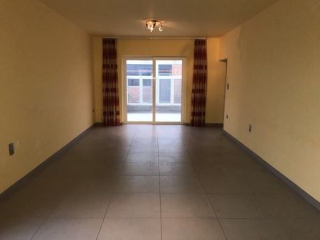 Gezellige halfopen woning met 3 slaapkamers, veranda en carport in Paal - Foto 5