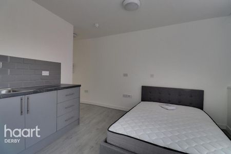 1 bedroom flat to rent - Photo 5