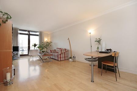 1 bedroom apartment - Photo 3