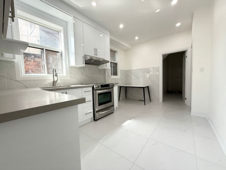 For Lease - 1087 GERRARD Street Unit# Main, Toronto, Ontario - Photo 2