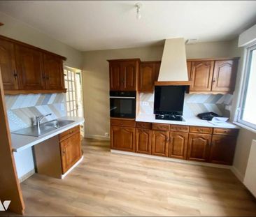 A LOUER - MAISON T4 - ST BERTHEVIN - Photo 4