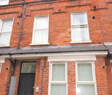 Great Apartment, 5a Canterbury Street, Queens Botanic Area, Belfast... - Photo 3