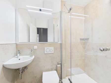 Lichtdurchflutetes Wohnhighlight mit perfekter Raumaufteilung & Balkon - Photo 3