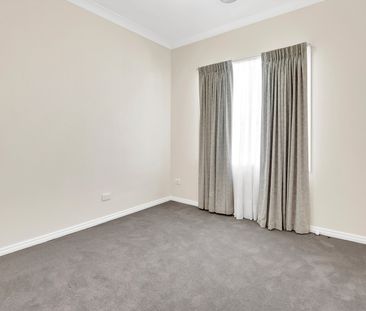 5 Alder Court, Gowanbrae VIC 3043 - Photo 5