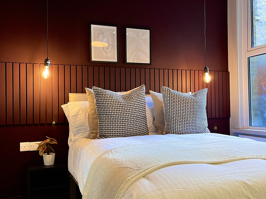 A HMO Designed with You in Mind - Convenient, Stylish & Deluxe living, all under one roof Room3 - Photo 1