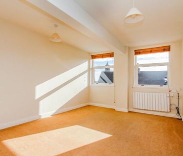 2 bedroom maisonette to rent - Photo 1