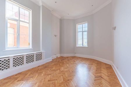 3 bedroom flat to rent - Photo 4