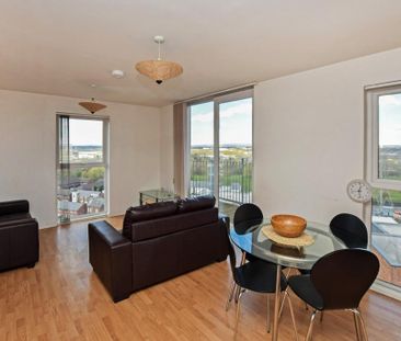 2 bedroom flat to rent - Photo 3