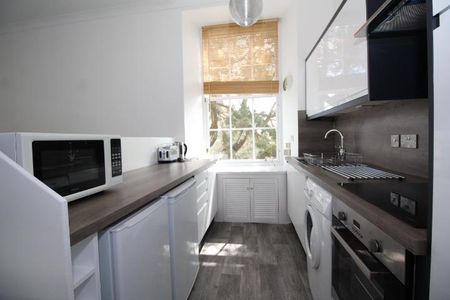 1 bedroom flat to rent - Photo 4