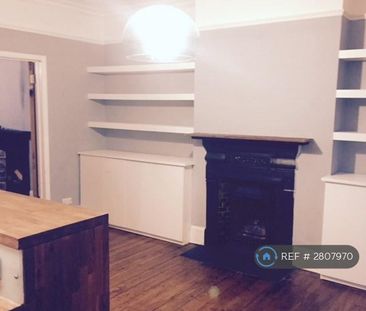 3 bedroom terraced house to rent - Photo 3