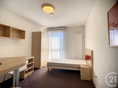 Location Appartement 1 pièce 21m² TROYES 10000 - Photo 2