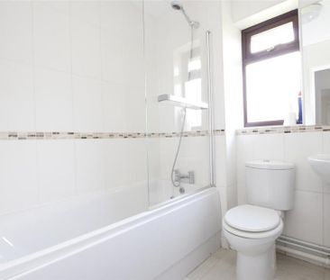 2 bedroom semi-detached bungalow to rent - Photo 5