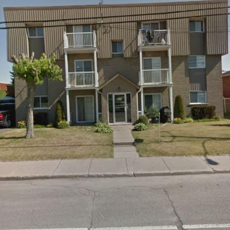4 1/2 TRÈS SPACIEUX À SAINT JEAN SUR RICHELIEU - Photo 4