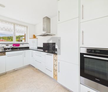 GENEROUS & FURNISHED - IDEAL FOR DIPLOMATS - Foto 5