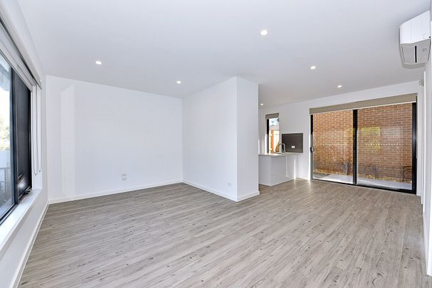 Relaxed luxury living. - Photo 1