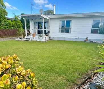 Charming Coastal Mount cottage! - Photo 5