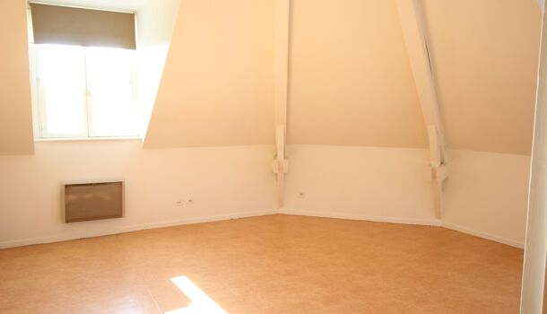Appartement 2 pièces 57m2 REIMS 595 euros - Photo 1