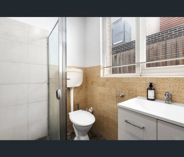2/500 Glenferrie Road, Hawthorn, Vic 3122 - Photo 1