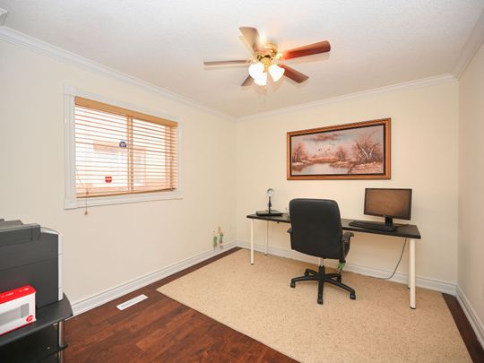 For Lease - 1184 Windsor Hill Boulevard, Mississauga, Ontario - Photo 1