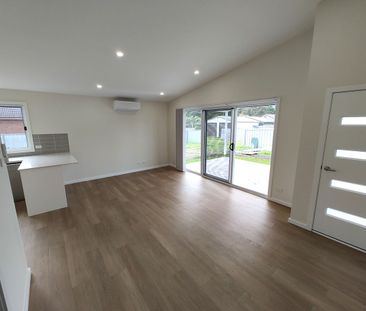 MODERN GRANNY FLAT - WATER INCLUDED - Photo 1