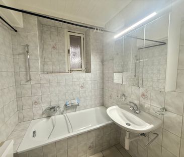 Charmant appartement de 4.5 pièces rénové à Tramelan - Foto 1