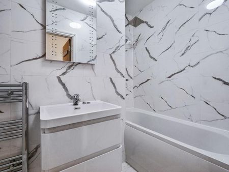 3 bedroom maisonette to rent - Photo 5