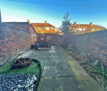 Middleton Road, Chadderton, OL9 - Photo 2