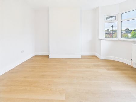 Cheltenham Avenue, Twickenham, Twickenham, TW1 - Photo 4