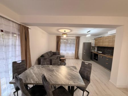 CASA 3 CAMERE DE INCHIRIAT - Fotografie 2