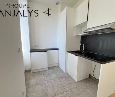 Location Appartement 2 pièces 43m² TASSIN LA DEMI LUNE 69160 - Photo 2