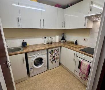 1 bedroom flat to rent - Photo 4
