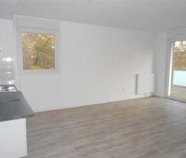Location Appartement 3 pièces 57m² LA CHAPELLE SUR ERDRE 44240 - Photo 2