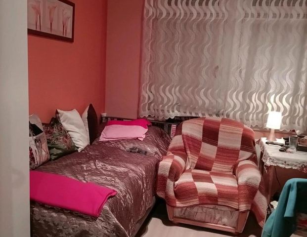 Biete 75 m² 3-R-Wohnung Cotta mit Garten&Garage - Foto 1