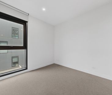 407/9 Village Avenue, Brunswick East VIC 3057 - Photo 5