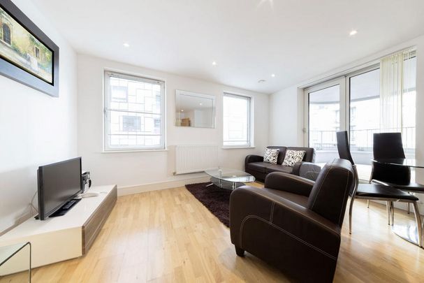 2 bedroom flat to rent - Photo 1