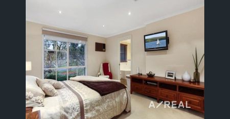 4 Bedroom House with Comfort & Pool - Photo 4