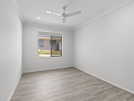 2/108 Johnston Street, Bellbird Park QLD 4300 - House For Rent | Domain - Photo 4